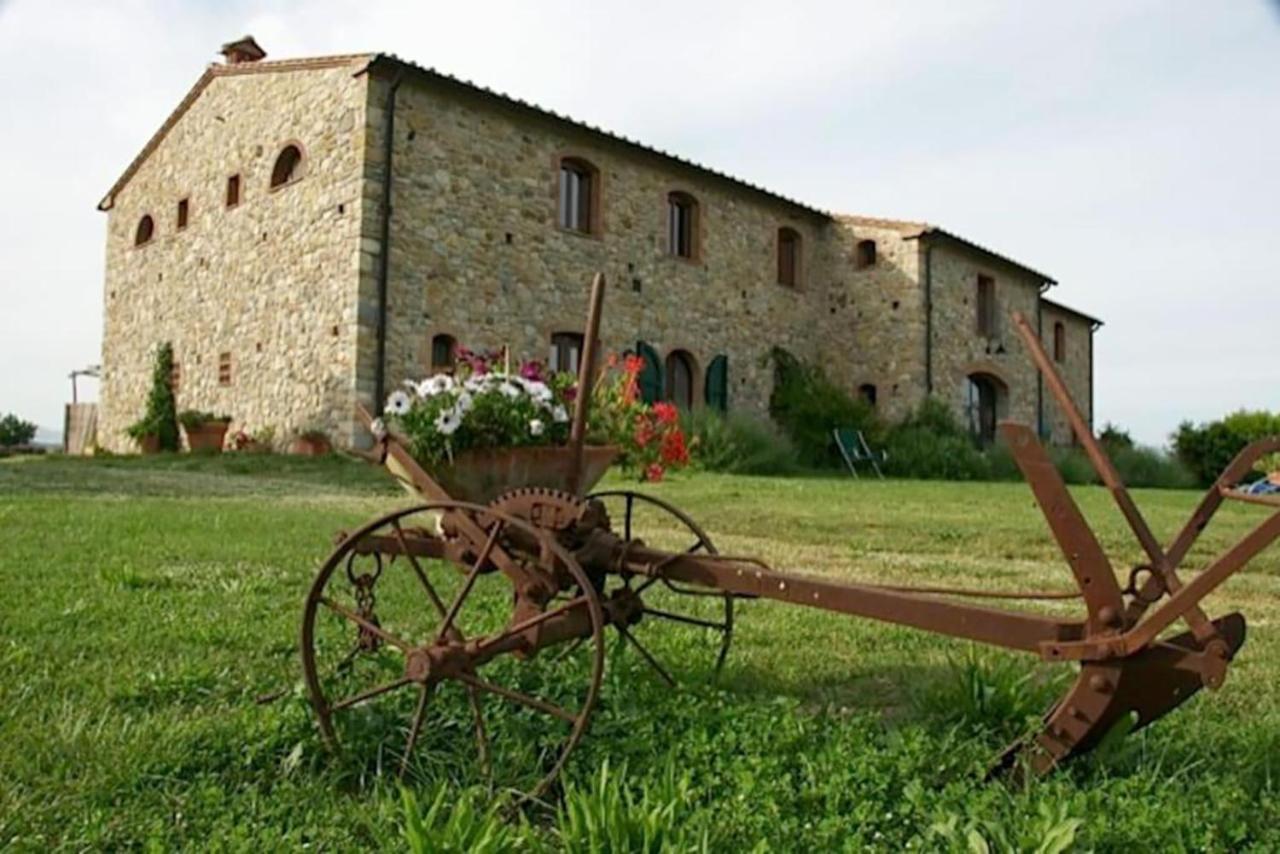 Agriturismo Fattoria Di Statiano Pomarance Exterior foto